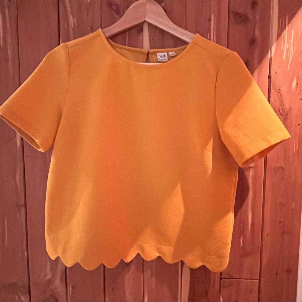 ✨HP✨Twik blouse from Simon’s. Lovely mustard colour. EUC. Small. Open to offers!